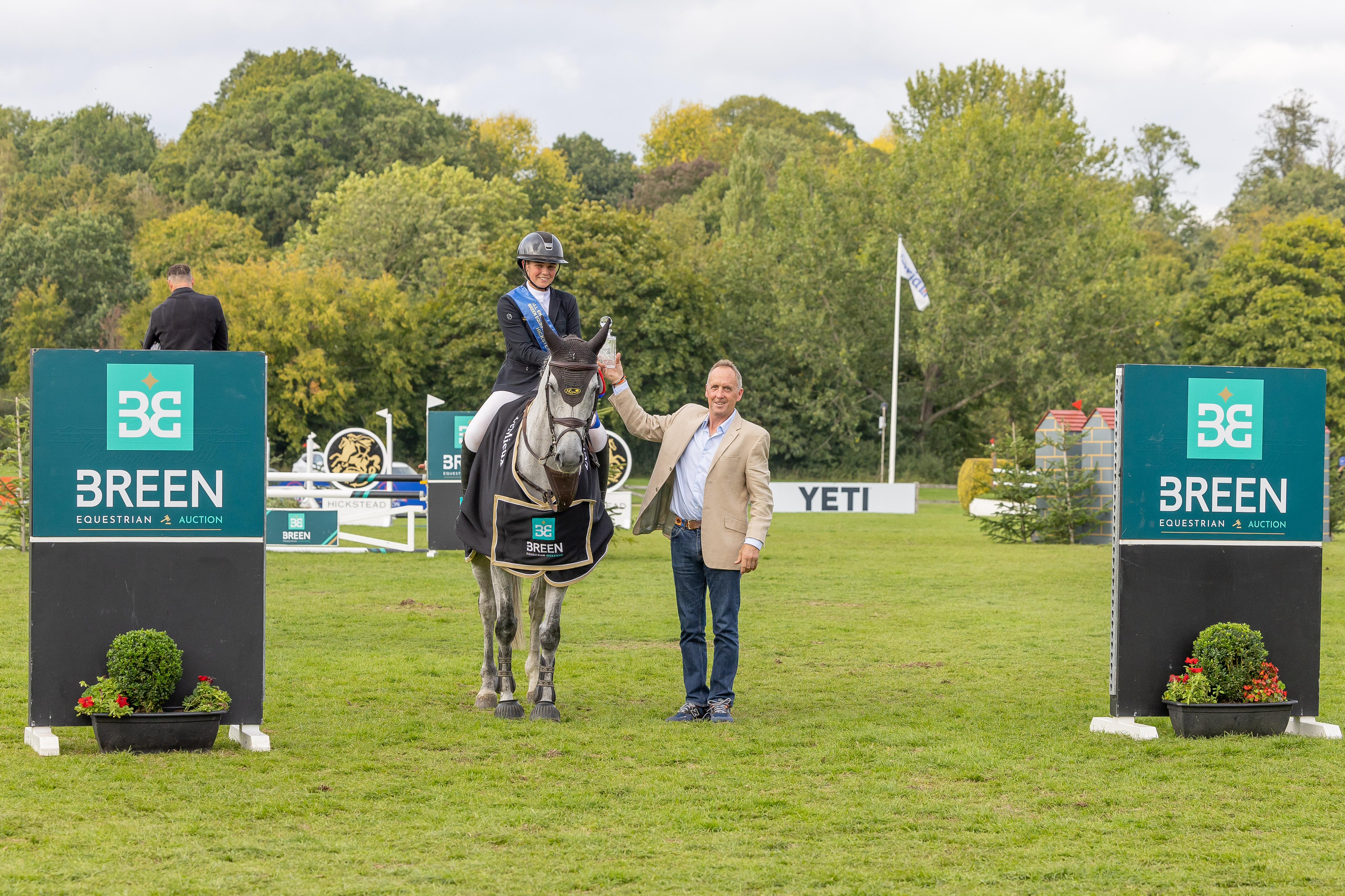 BH HICK 20250907 102 Rachel Proudley GUESS DU MONT (13)