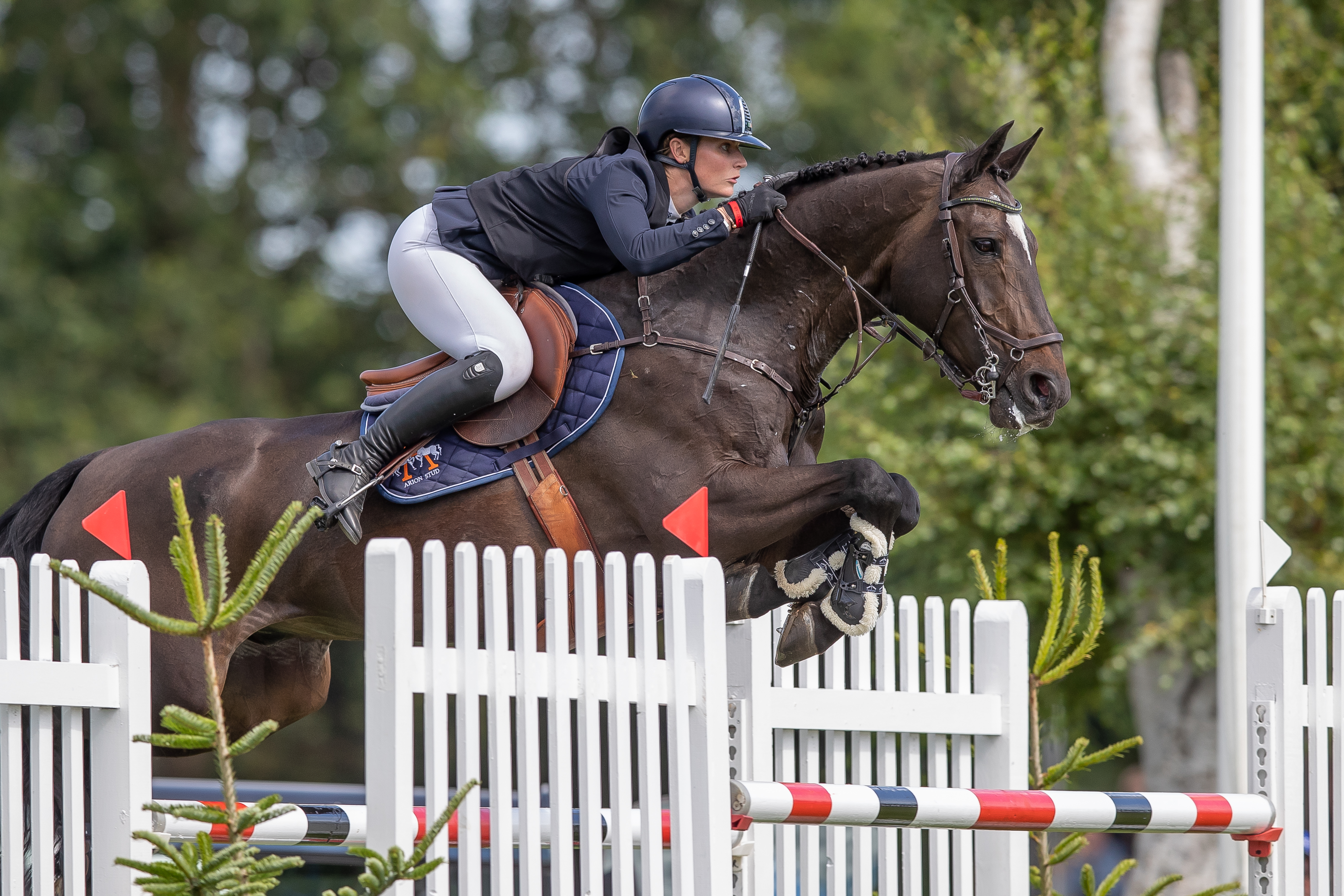 Jessica Burke & Express Trend C B&H (4)