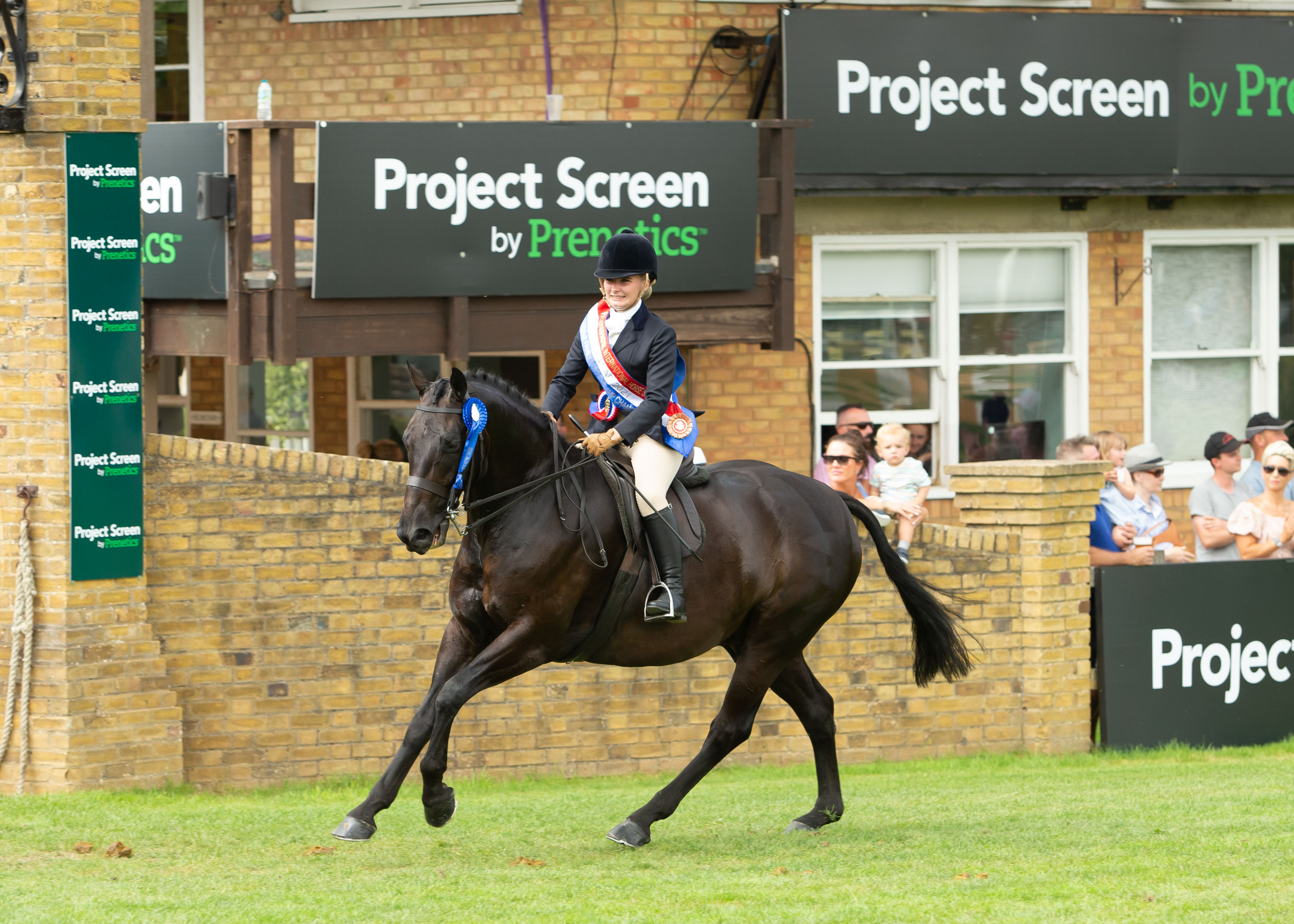 Class 129 winner - Zara Brookes Merrycorner Mister Bui 2